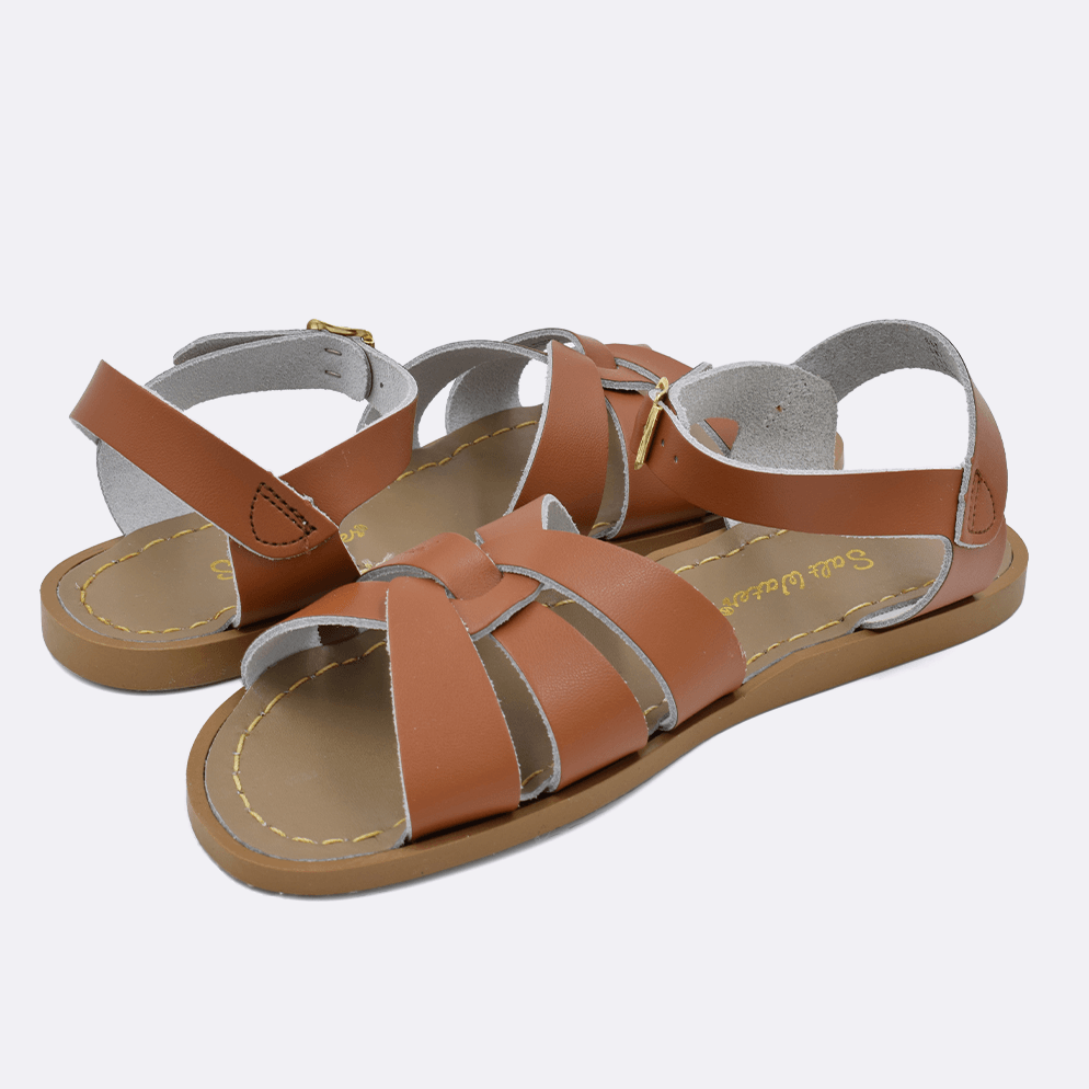 Two 800 Original style sandal color tan. Both pushed together facing the camera diagonally.	Adult Size.